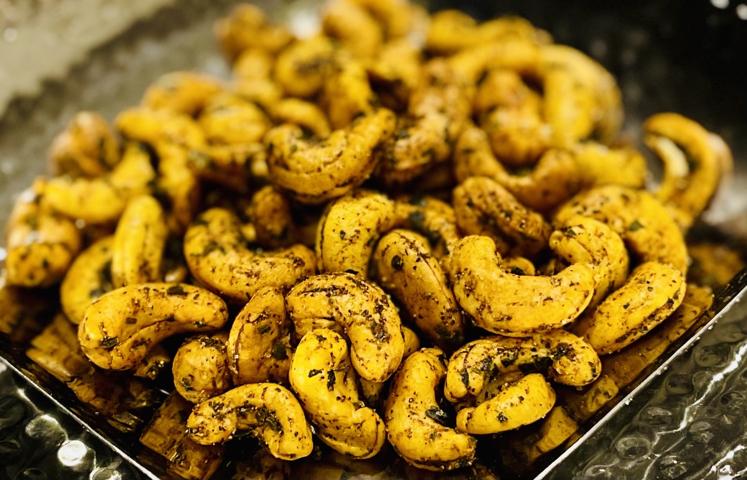 Masala Cashew Nuts - Spiced Snacks with Tikka Herbs